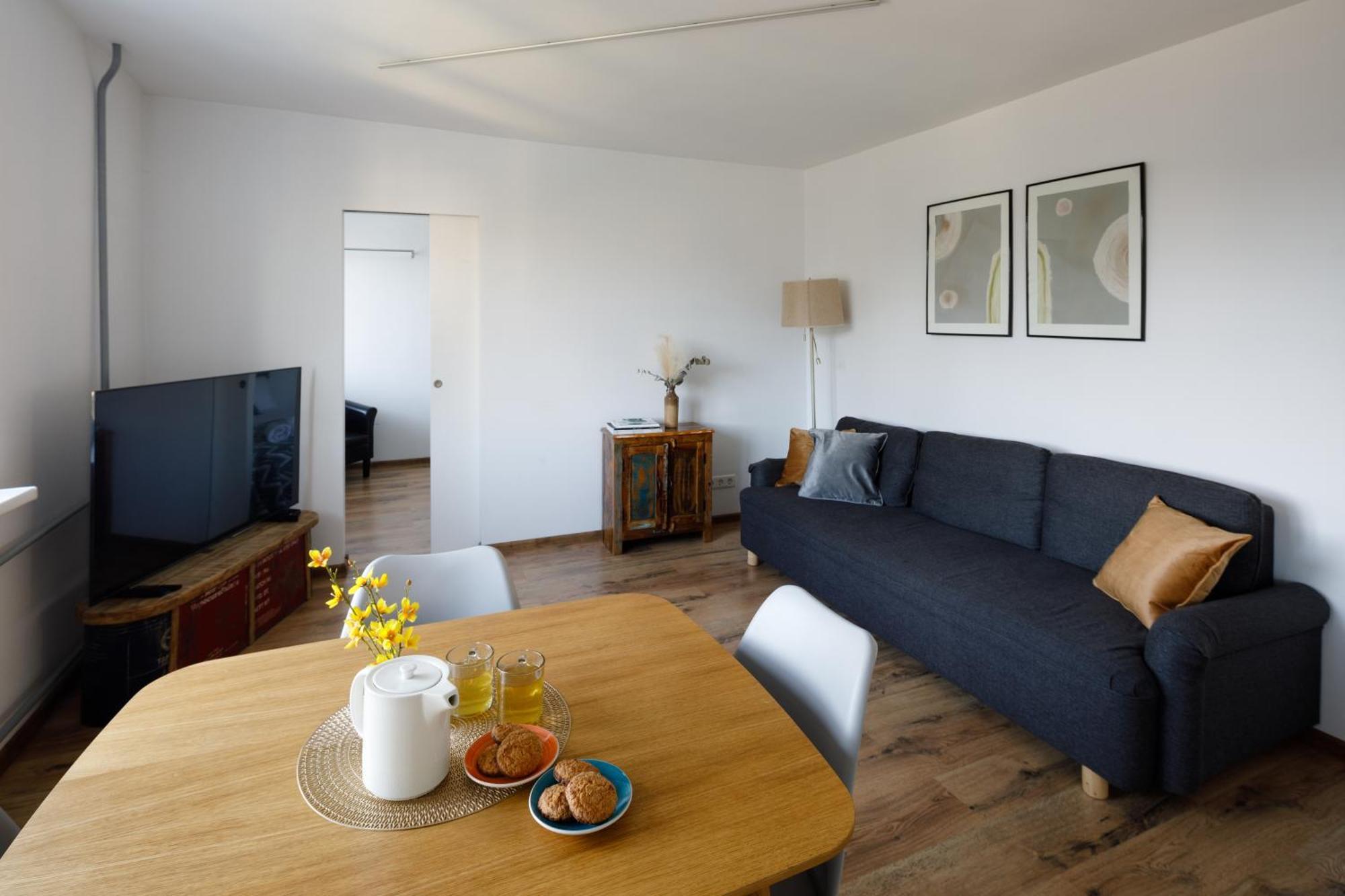 Brivibas Yard Apartment With Parking In City Center Riga Extérieur photo