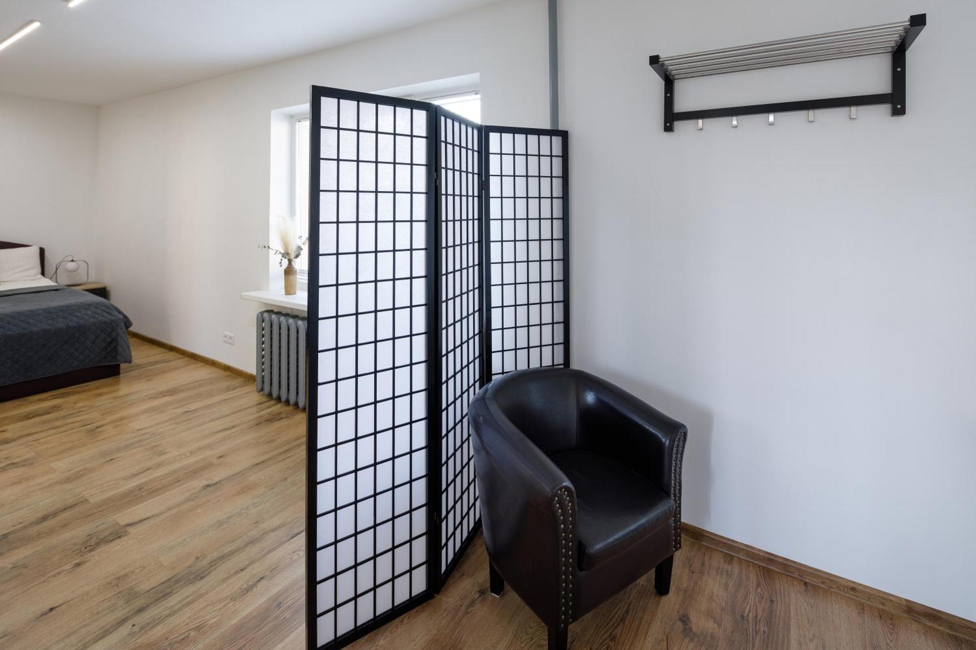 Brivibas Yard Apartment With Parking In City Center Riga Extérieur photo