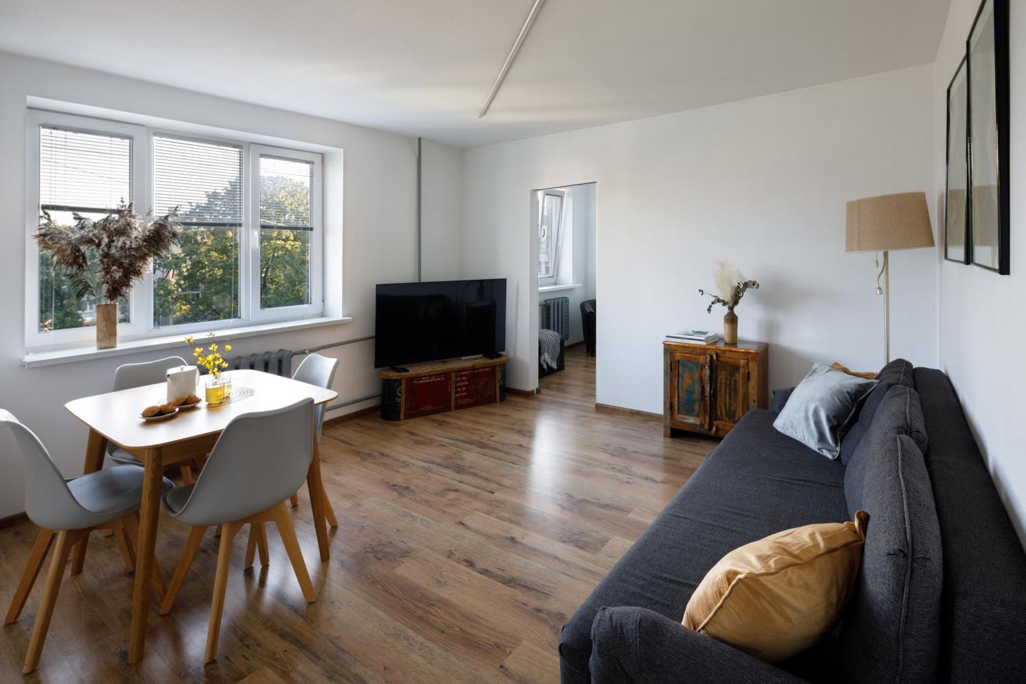 Brivibas Yard Apartment With Parking In City Center Riga Extérieur photo